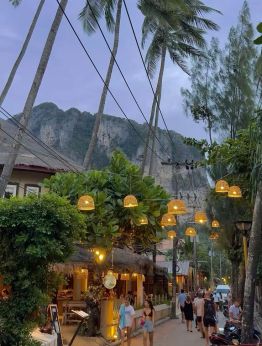 Краби-Holiday Style Ao Nang 4*