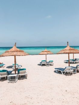 Почивка в Дуръс, Албания