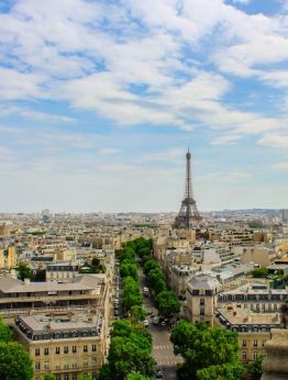 Уикенд в Париж