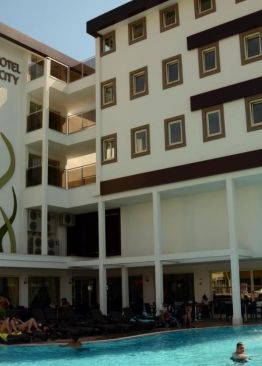 HOLIDAY CITY HOTEL