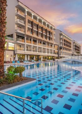 DIAMOND DELUXE HOTEL SPA